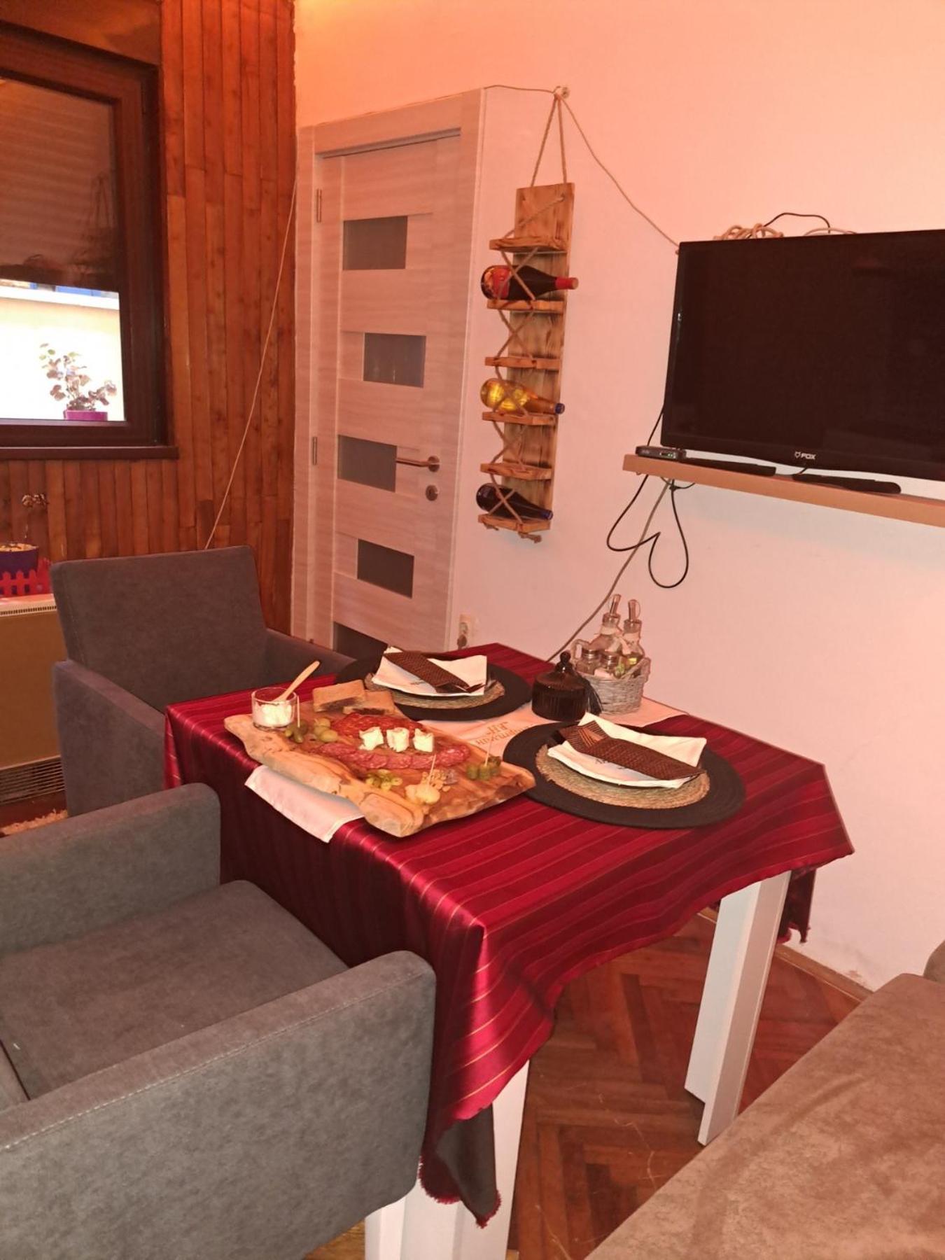 Apartman En Dusanovac Exterior foto